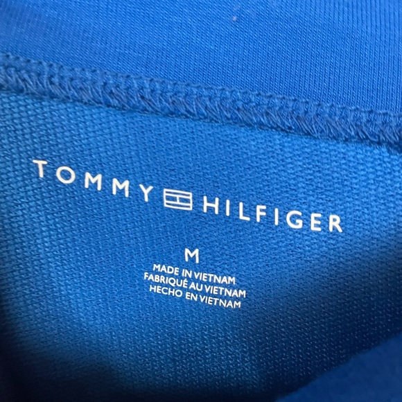 Women’s M Tommy Hilfiger branded shirt - Picture 3 of 3